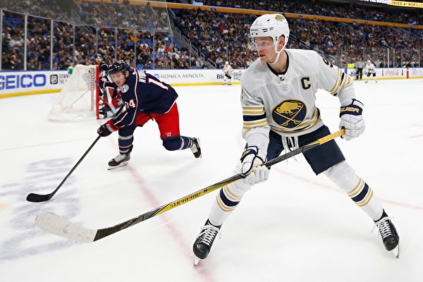 扑克误区：越玩越懂（扑克误解：多玩就能懂）